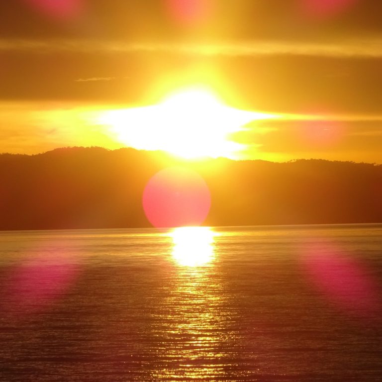 Sonnenuntergang über dem Meer